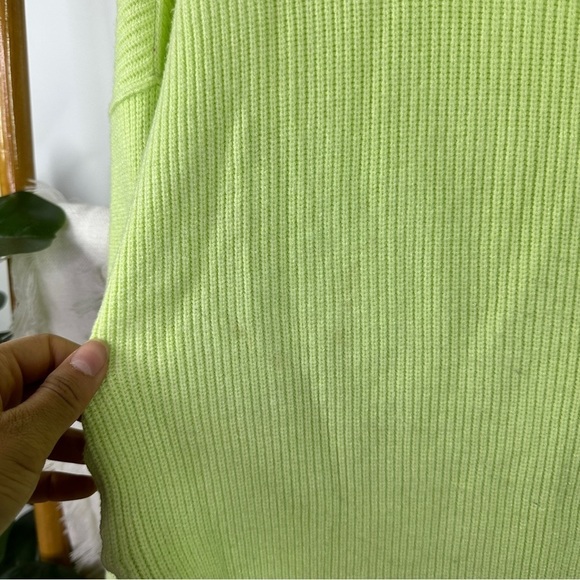 Free People Neon Green Turtleneck Sweater sz XS - Picture 4 of 4